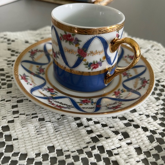 Vintage Demitasse Tea/Expresso Cup and Sucer - Picture 2 of 5